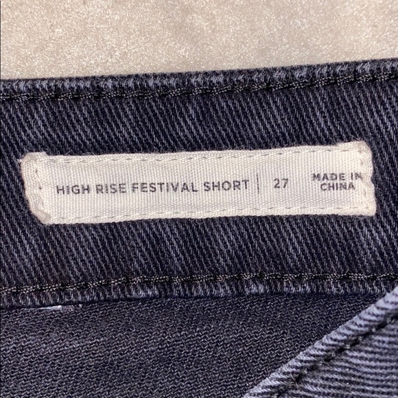 Pac Sun High Rise Festival Short - Picture 3 of 4